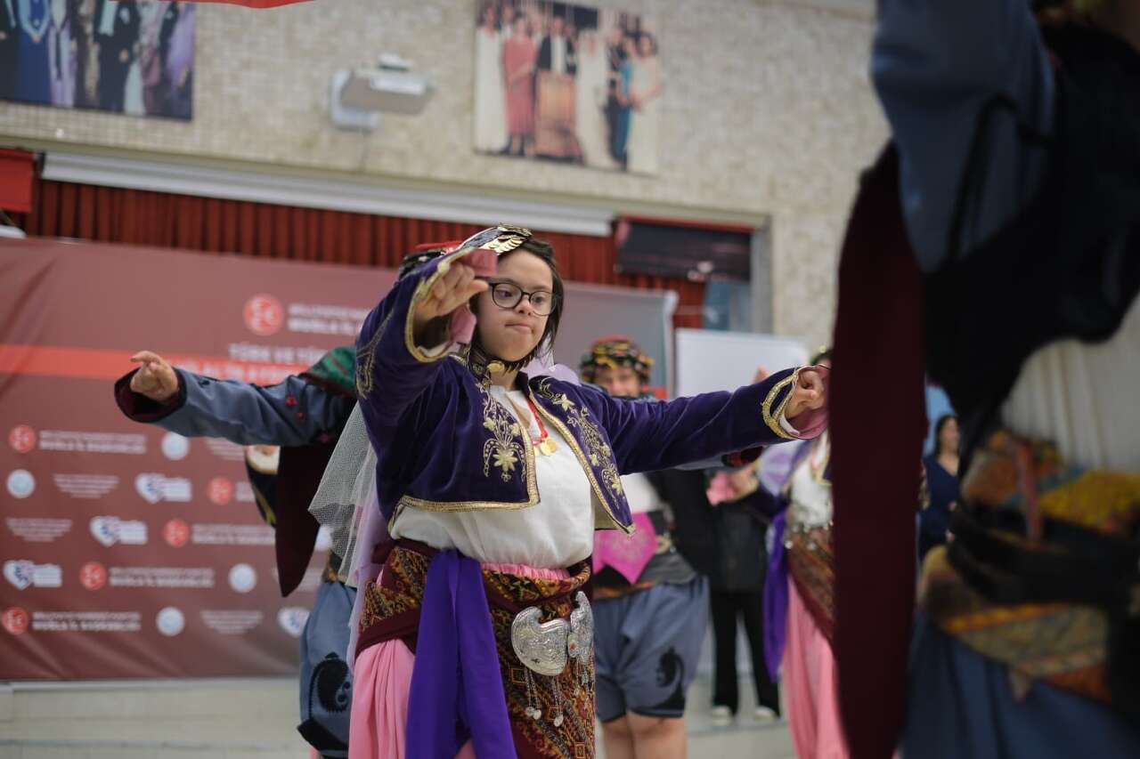 MHP Muğla’dan Duygulandıran 3 Aralık Etkinliği 10